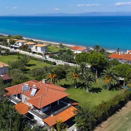 Delta 2 - 2min Walk To Mamalouka,blue Carpet Villa *